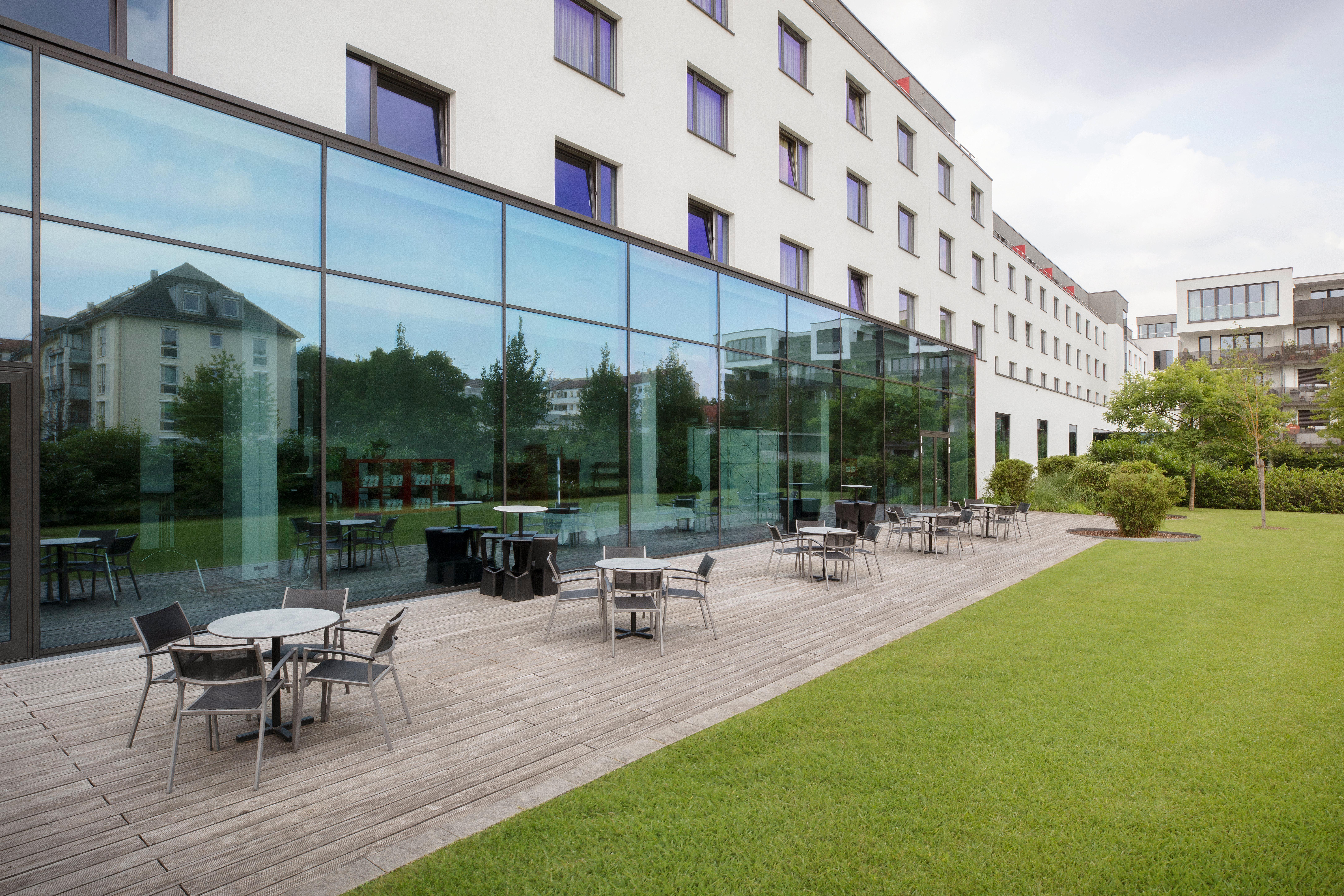 - Westpark, An Ihg Hotel 4*