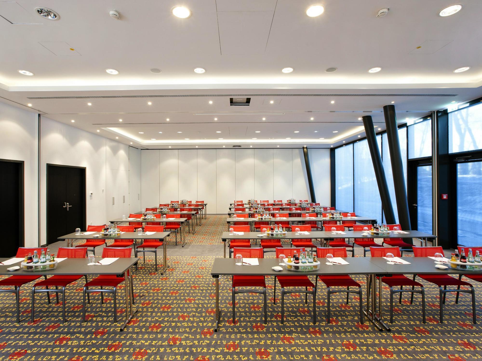 - Westpark, An Ihg Hotel München