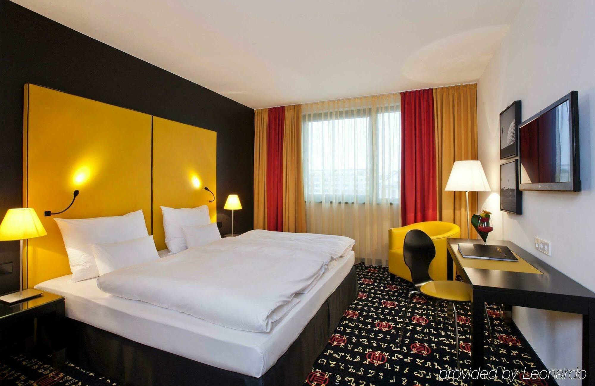 - Westpark, An Ihg Hotel München